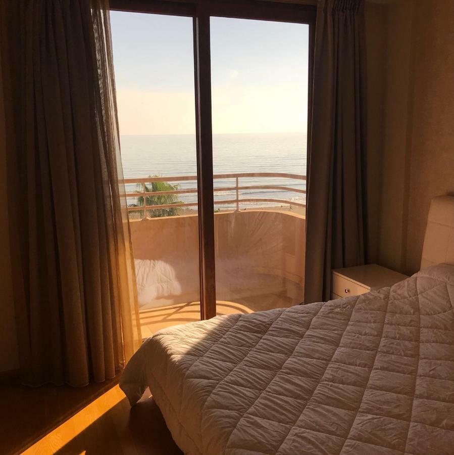 Sea View Central Apt Ithaki ลาร์นาคา ภายนอก รูปภาพ