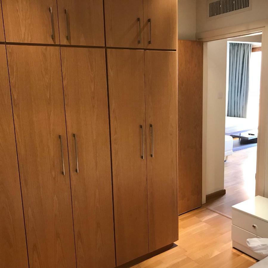 Sea View Central Apt Ithaki ลาร์นาคา ภายนอก รูปภาพ